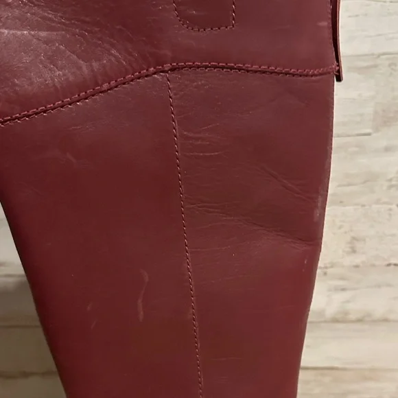Nine West Elegant Burgundy Leather Knee-High Boots - Picture 4 of 7